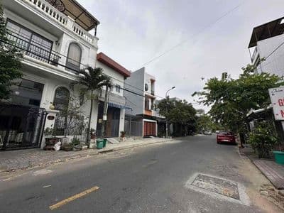 bán MT 7m5 HÀ THỊ THÂN giá rẻ gàn Trần Hưng Đạo càu Rồng