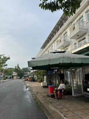 Bán nhà phố thương mại biconsi bạch đằng