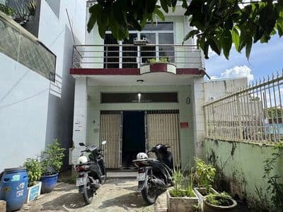 4,55 tỷ - nhà 2 tầng - 100m2 - hẻm xe hơi, đs 11 linh xuân