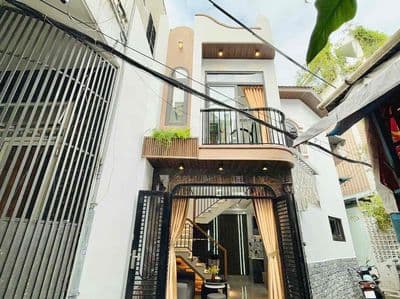 Bán Nhà mới. 2 phòng. 2wc. full nội thất. 3.5tỷ
