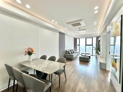 Căn hộ đẹp tại mặt phố Vũ Phạm Hàm – khách tìm căn rộng đừng bỏ lỡ!