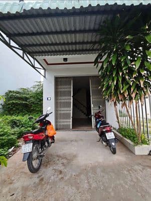 cho thuê nhà tại CTY 8 4pn giá rẻ