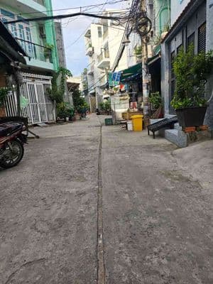 chủ gấp nhà bình tân 2ngủ 2wc 2tầng chỉ 4đ nhỉnh xíu còn TL