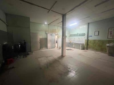 Kho xưởng 300m có lầu đang sửa mới