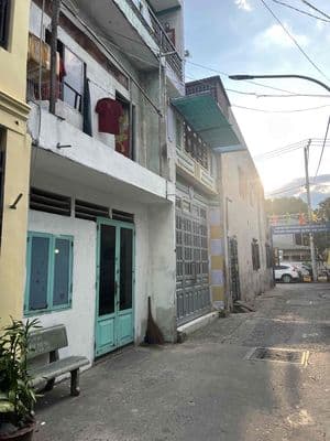 Nhà bán 4x8m đúc 1 lầu đường trần thị năm vô 80m, hẻm 4m.