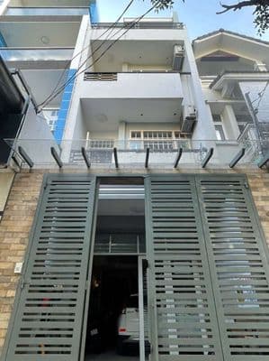 Nhà mặt tiền - 4 tầng - 4pn , 5wc