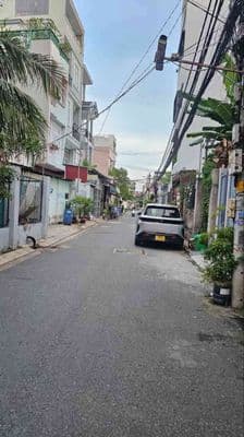 52m2- 5tỷ2- nhà hxh phú thuận q7 cạnh pmh- vừa ở vừa có dòng tiền