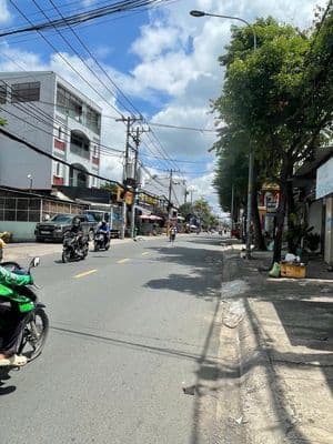 Cho thuê kho mặt tiền đường bình trị đông ngang 33m tổng dtsd 1500m2