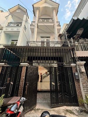Nhà hẻm 1979 ngay cầu phú xuân giá 13