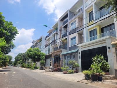 Mặt tiền Khu Nam Long,Hồ Học Lãm-Nhà 3 tầng 128m2(8x16)-giá 10.5 tỷ