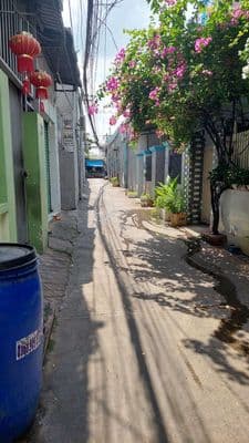 nhà ở chợ đông ba