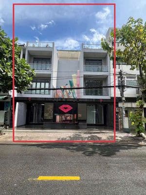 12 x 20 có 3 lầu nhà mặt tiền đường số 1