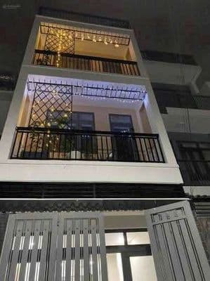 Nhà sau lưng chợ đầu mối đường ngô chí quốc, 3tầng 4pn 5wc full nt