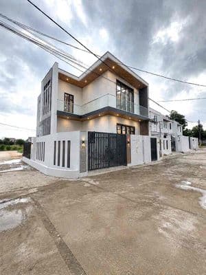 Nhà biệt thự góc cuối đường đồng khởi gần cty chang-shin