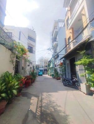 4 x 11 - đúc 2 tầng - quang trung, p8 gò vấp