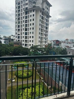 Cần cho thuê căn hộ 312 Lạc Long Quân 2PN, giá thuê 8tr/tháng