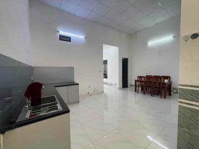 Cho thuê nhà cấp 4 kiệt bình kì 2pn có nội thất cơ bản