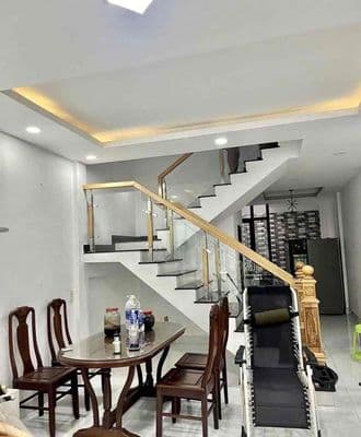 Cho thuê Nhà Gần Chợ Bà Chiều.Full Nội Thất