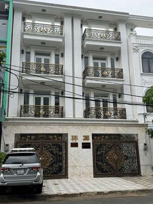 Tòa nhà mtkd cạnh công viên bình phú 10x20m 5 tầng nhà mới