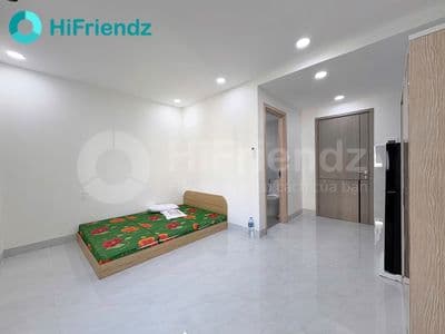 Cho thuê studio rộng rãi, full nội thất cửa sổ trời, gần các tđh q9