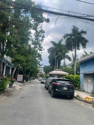 Bán đất 179/68 Đặng Thùy Trâm. view sông, dt 10x21m. dtcn 210m2