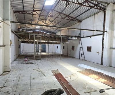 Kho,xưởng giá rẻ 350m² chỉ 25tr/t, sửa lạo mới 100% hẻm lê trọng tấn