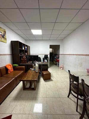Cho thuê nhà nguyên căn ngay trường học lê lai- lê lợi