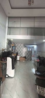nhà 2 phòng ngủ 2 tollet.cuối đường liên khu 45