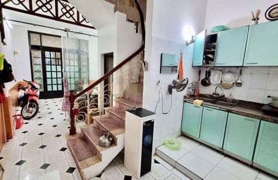 Cho thuê nhà Thịnh Quang 40m², 4 tầng, ô tô đỗ cửa, chỉ 12 triệu/tháng