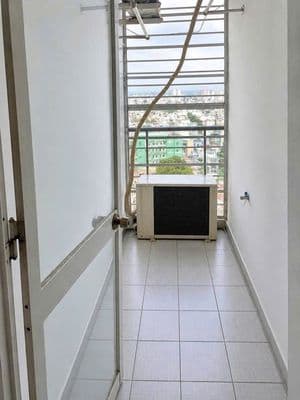 Chung cư Sài Gòn Town Tân Phú bán căn 2 phòng ngủ giá 2.2 tỷ ở liền