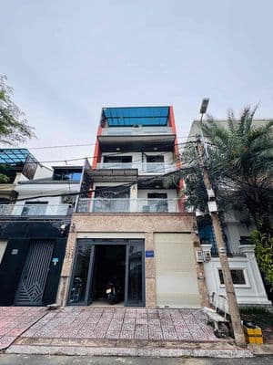 Cho thuê nhà 4pn full nội thất đường xe hơi