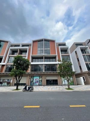 Shophouse ánh dương-ocean park 3 100m 2mt kinh doanh tốt đường 20m