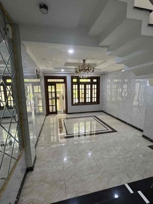 Nhà siêu đẹp vào ở liền, hầm, trệt, 2 lầu, st ngay phạm văn chiêu, gv