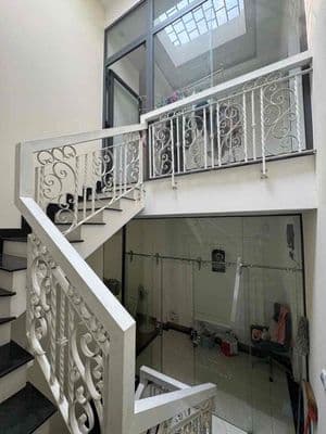 nhà bán chính chủ đẹp hoàn công đầy đủ