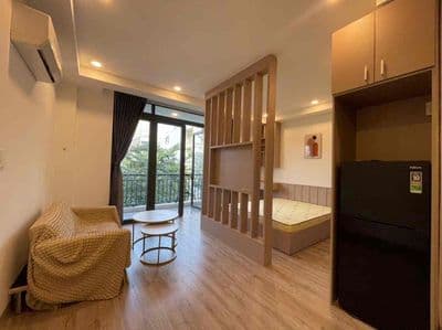 Căn hộ vòng xoay trần não có ban công lớn