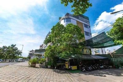 2 mặt tiền võ văn kiệt q.1 – ngang 11m nổi bật – trệt 4 lầu st
