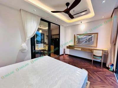 Căn hộ 1 phòng ngủ tầng cao - ban công rộng, gần biển