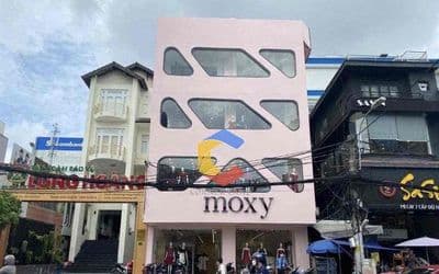 Cho thuê mặt tiền Nguyễn Gia trí :DT 10x20m-KC4 tầng- Giá: 130tr