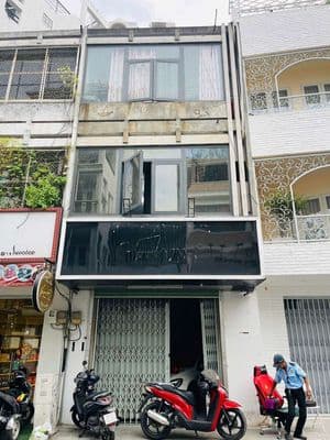 Bán nhà mặt tiền Nguyễn Trọng Tuyển,P.2,Q.TB,dt: 3,5 x 15 - 2 lầu.