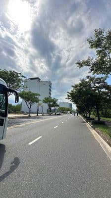 Mt Võ Nguyên Giáp đối diện Ariyana giá rẻ chỉ 130tr/m2 xây cao tầng