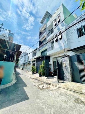 nhà mới sạch sẽ