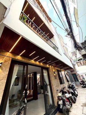 Nhà Đẹp 4Phòng Có Nội Thất hẻm Trần Xuân Soạn P.Tân Hưng - Quận 7