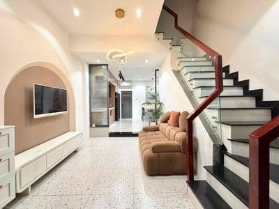 Chỉ hơn 6 tỷ: Nhà Đặng Văn Ngữ Phú Nhuận, hẻm sát mặt tiền, 3 tầng BTC