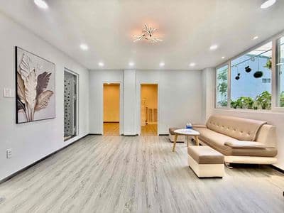 Chung cư 234 phan Văn Tri ,ô tô 7 chỗ tới nơi ,dễ di chuyển qua các qu