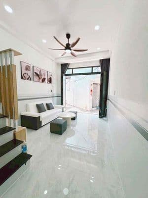 Giá thuê: 12.triệu/tháng + cọc 2 tháng CHO THUÊ NHÀ NGUYÊN CĂN mới