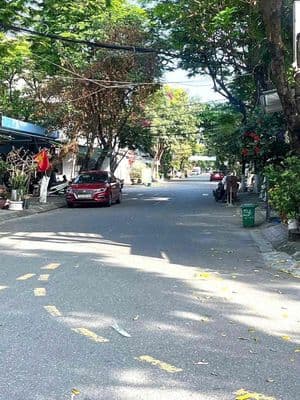 Bán nhà MT đường 7m5 Dũng Sĩ Thanh Khê, cách biển 100m, trục thông Ngu