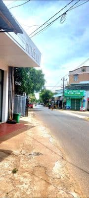 Chính chủ gửi hoa hồng 50tr bán đất đường 1A hòa thuận bmt