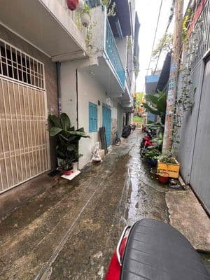 Cho thuê nhà nguyên căn 1 trệt 1 lầu Luỹ bán bích 4triệu