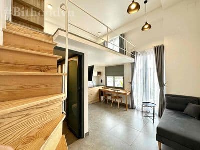 Cho thuê duplex ban công giá rẻ ngay đại học hutech - đh uef