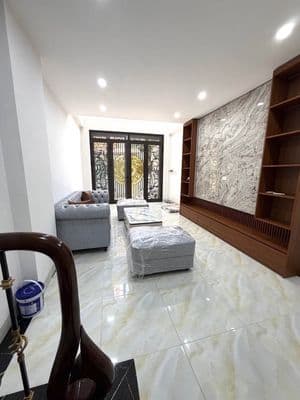 Nhà 6 tầng thang máy Vũ Lăng, ở/kinh doanh